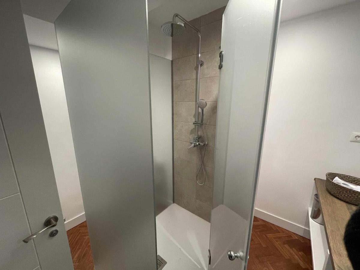Apartamento Con Vistas Al Parque Del Retiro Madrid Luaran gambar