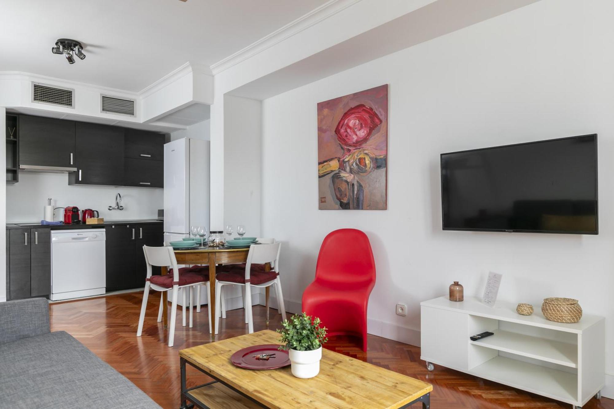 Apartamento Con Vistas Al Parque Del Retiro Madrid Luaran gambar